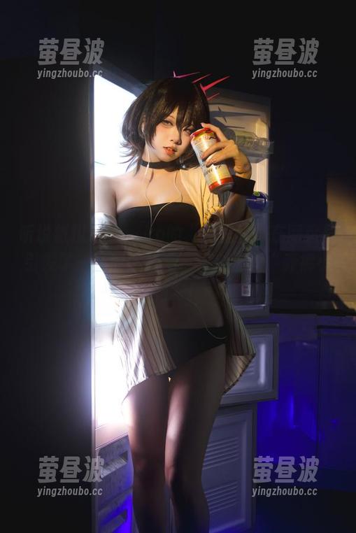 听说纸悦Etsu_ko的“裤里丝”在网盘里引发了一场收藏狂潮，快来加入“养裤小组”！