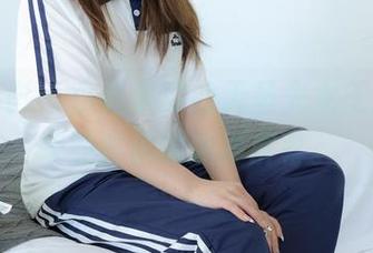 绮梦摄影 – 小姐章章的无圣光女王心态，来照亮你的冰冷屏幕。