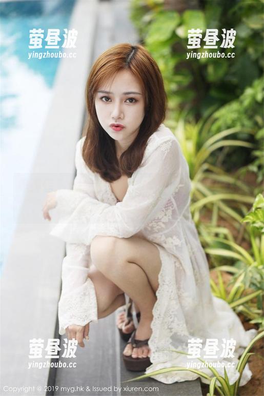 美媛馆-唐琪儿 美媛馆 - 睡衣合集里的唐琪儿,简单就能引人有些不太正经的想法。