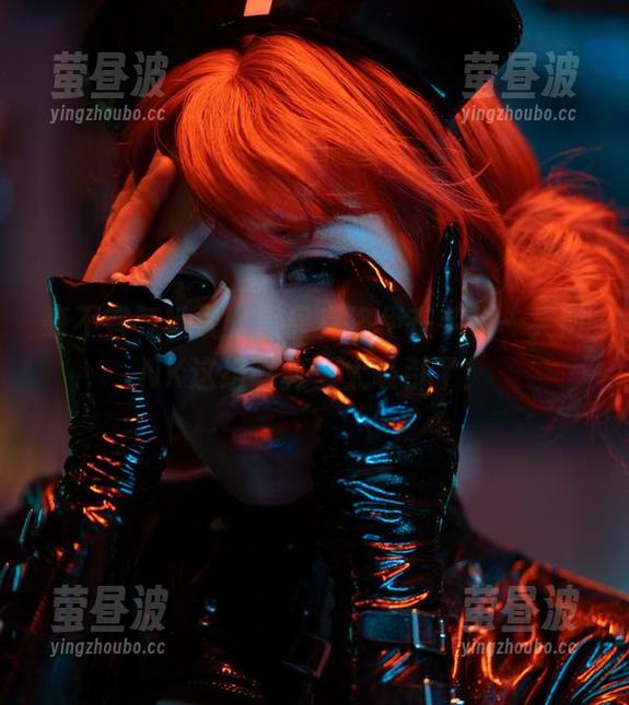 芊川一笑MNK 毫不客气地说,黑兽克洛伊在芊川一笑MNK这组写真里太吸引了!