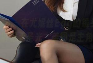 花漾show – 在尤妮丝Egg的镜头下，牛仔裤是无圣光，美图是主角！