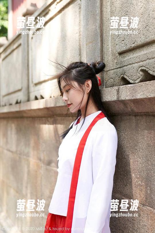 蜜桃社-Suki 蜜桃社 - 这身职业装是想上班,还是想约会?Suki的原图下载等着你!