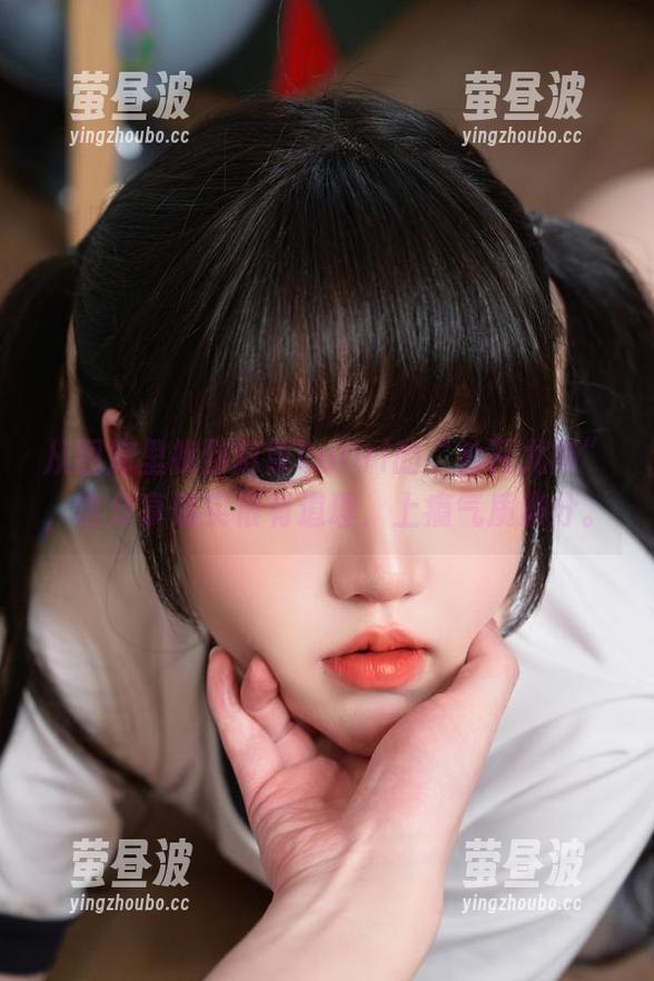 从图库里找到阿薰kaOri的“咎瓦尤斯”，这分享确实很有道理，上瘾气质满分。