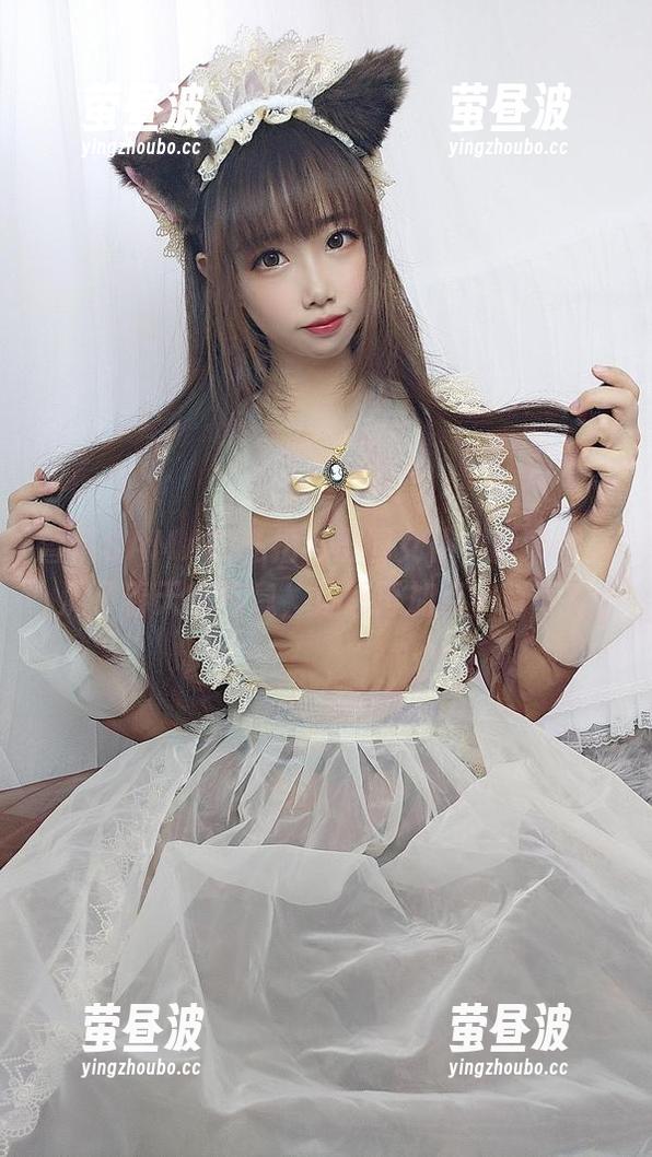 雪琪SAMA 雪琪SAMA的私拍与田园女仆,图集都充满了春天的气息,正想再加点小草莓?