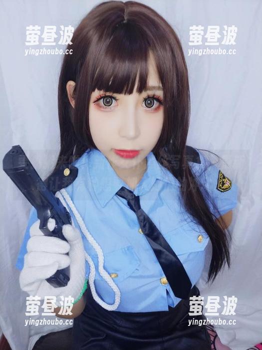 雯粥粥 雯粥粥来啦!新作女仆黑丝写真集,更新得让我有种想要加入她们的冲动。