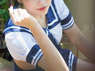 青豆客 – 跟随柠檬c_lemon，进入她的居家写真资源之巢