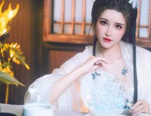 自拍合集之鹿八岁baby：她那么多角度，我被秒杀了！