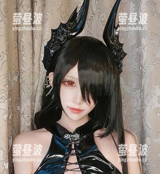 黑白御猫 黑白御猫夏天合集——你敢相信我居然在追猫的时候滑倒了,分享是必须的!